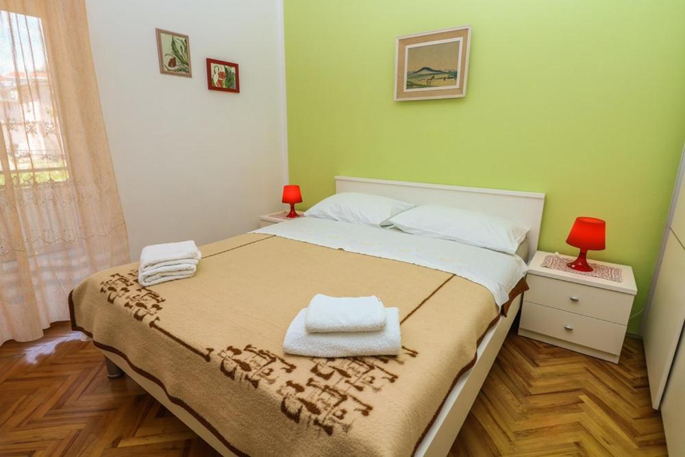 Double Rooms Tomica 2 With Balcony Baska  Exterior photo